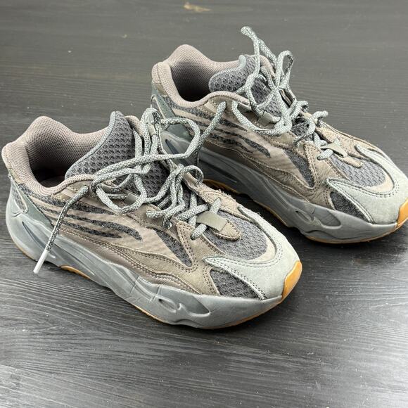 Yeezy 700 V2 Geode Men 6 main image 4